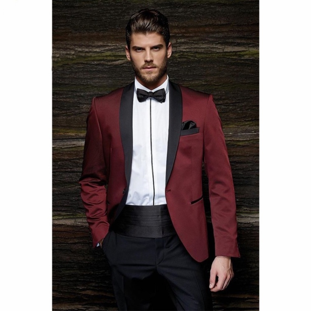Men’s Burgundy prom suit
